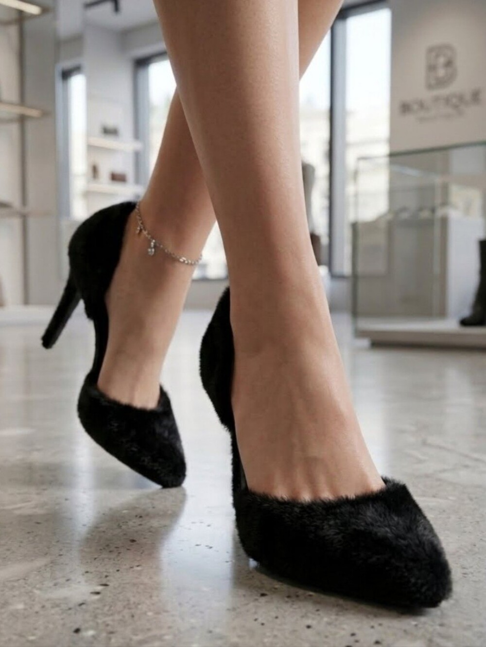 Scoop Faux Fur Pointed Toe Stiletto Heels - Black Size 9 NWT